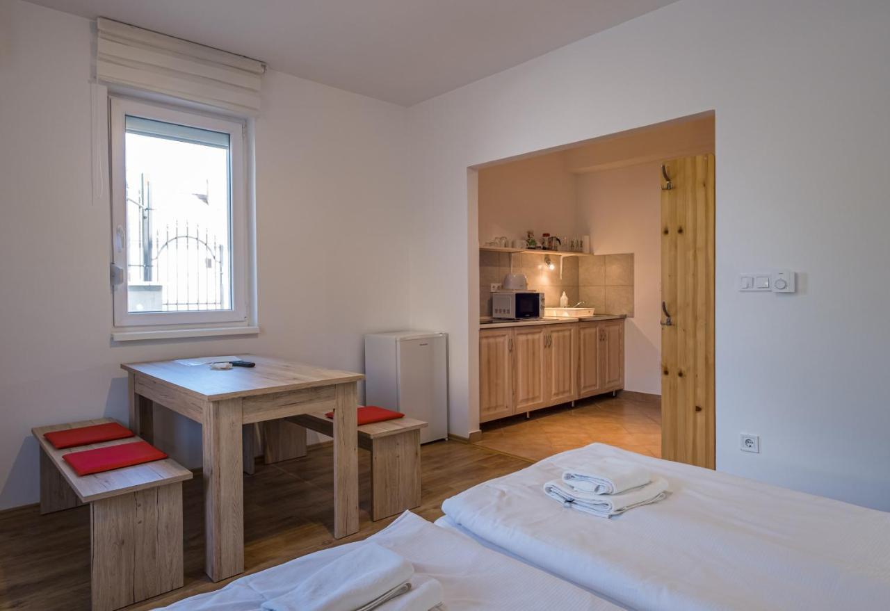 Bordoma Falusi Vendeghaz Balatonszolos Bagian luar foto